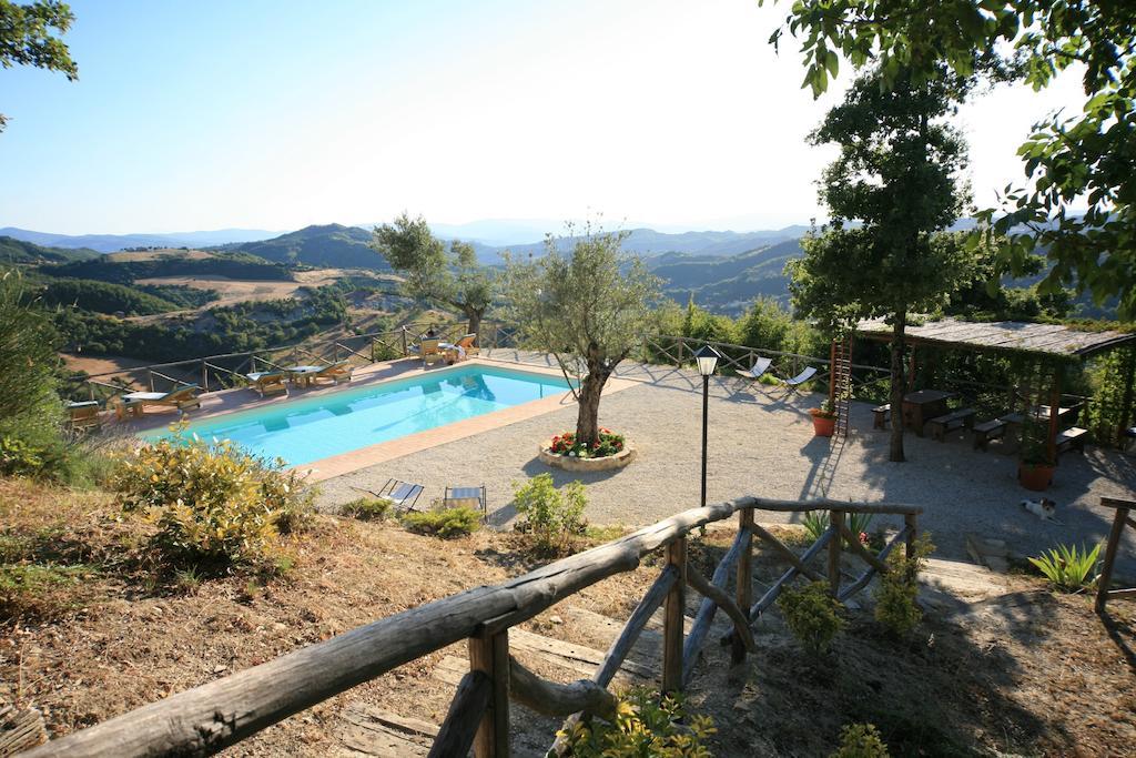 Agriturismo Monte Valentino Pietralunga  Exterior photo